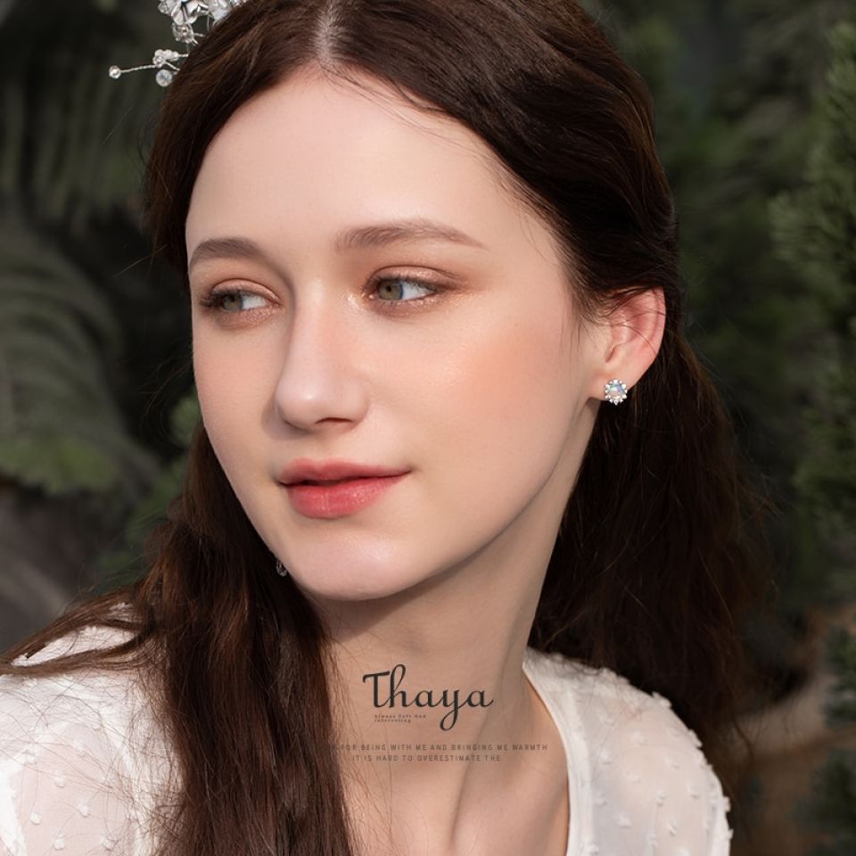 Sleeping Beauty Earrings H8a9eeaf644584371b14c076bec0d72e3i 06c745cb