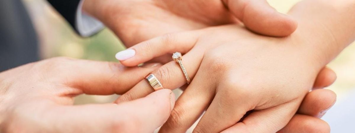 Couple Rings: Showcasing the Perfect Pairing for Everlasting Love 1 couple rings