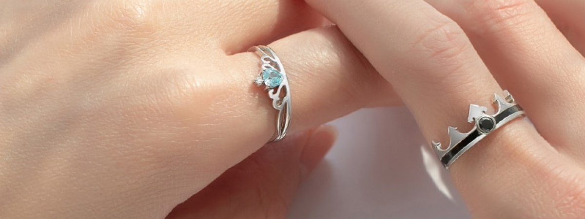 Christmas Edition: Perfect Gifts For You & Your Partner image4 2 35008b0a