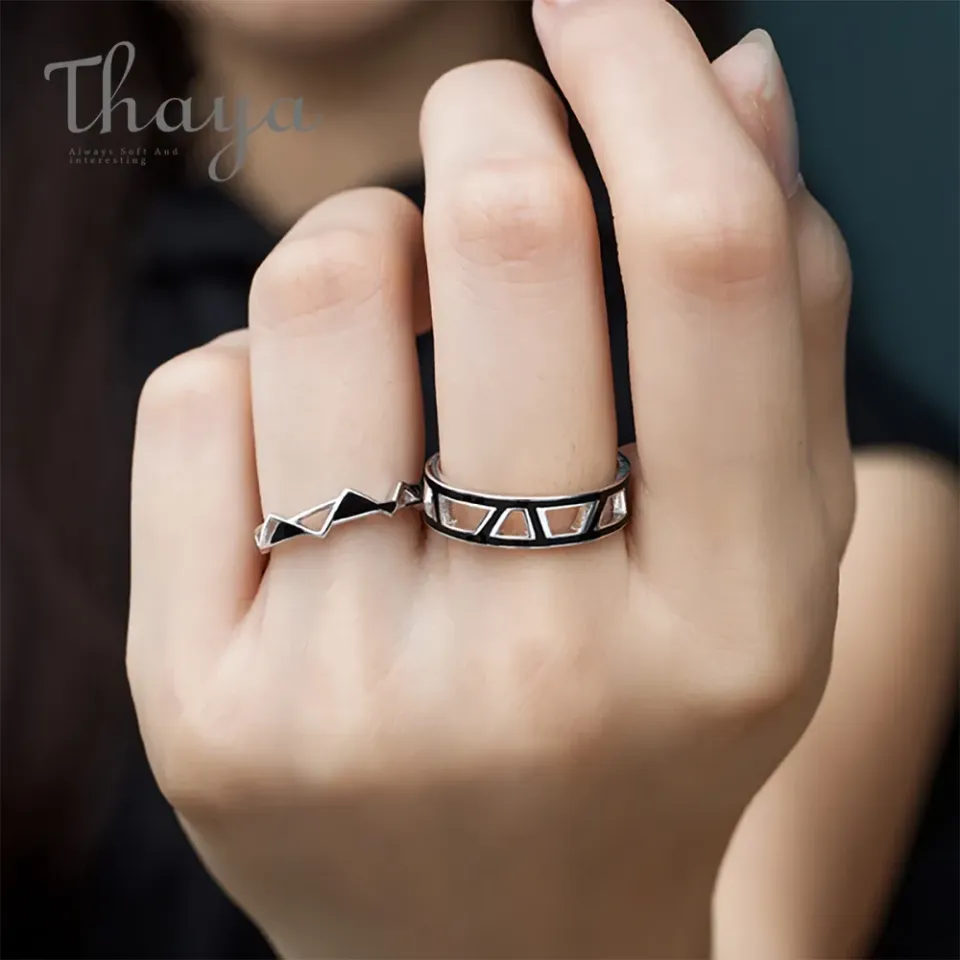 Black Edges and Corners Woman Rings HTB1AHcdXOrxK1RkHFCcq6AQCVXas 46b23edf