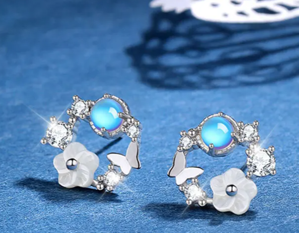 Silver Flower Moonstone Earrings 4ebddd1c e6a8 4f4e a807 60b667a5c98a323088 2 515ce004