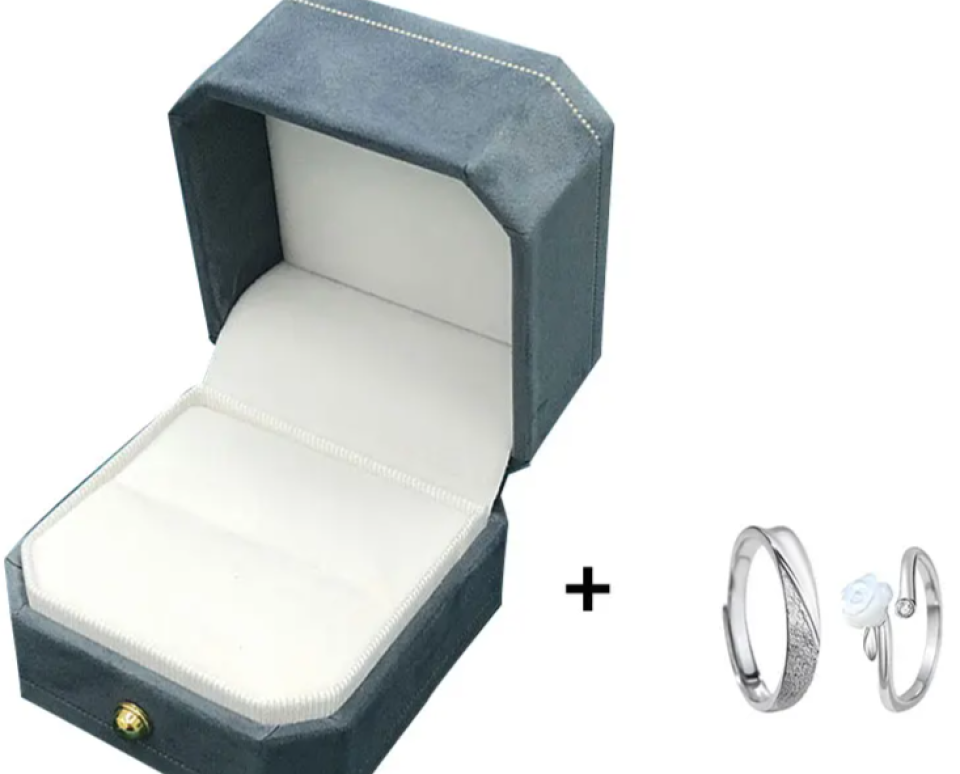 Elegant White Couple Rose Ring 4 Elegant White Couple Rose Ring 95a19ef5 8b35 4a65 bcb2 0ab83b32adaa494986 59871c0b