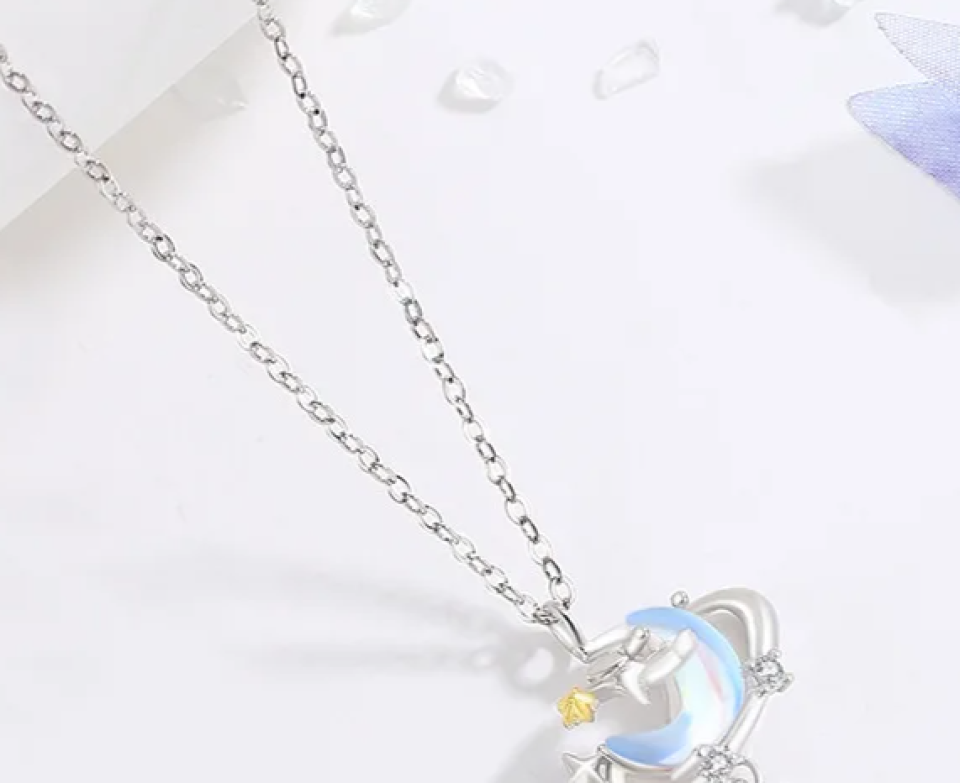 Silver Fox and Prince Necklace cc4e3867 a4d7 417c a0fa 063cdcd9fa96711660 631ad9a2