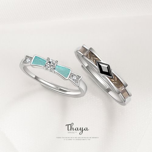 Elegant Bow Tie Ring