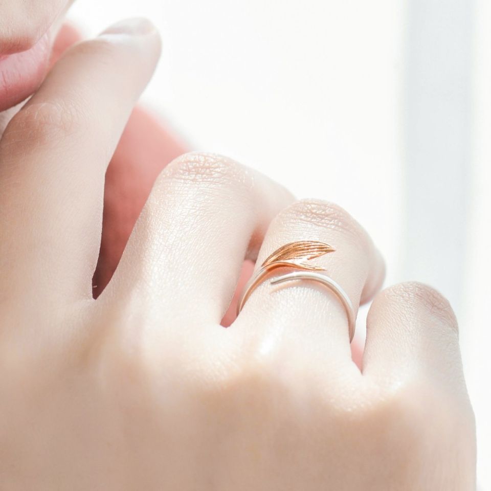 Fishtail Waves Couple Ring HTB1HZbNyHGYBuNjy0Foq6AiBFXan 8d05f233