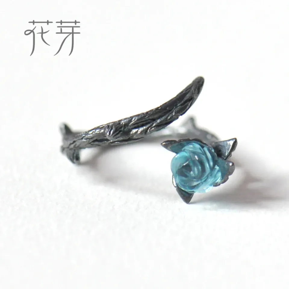 Rose Thorns Blue Crystal Ring HTB10IAciQ7mBKNjSZFyq6zydFXaP 9fa1dc7c