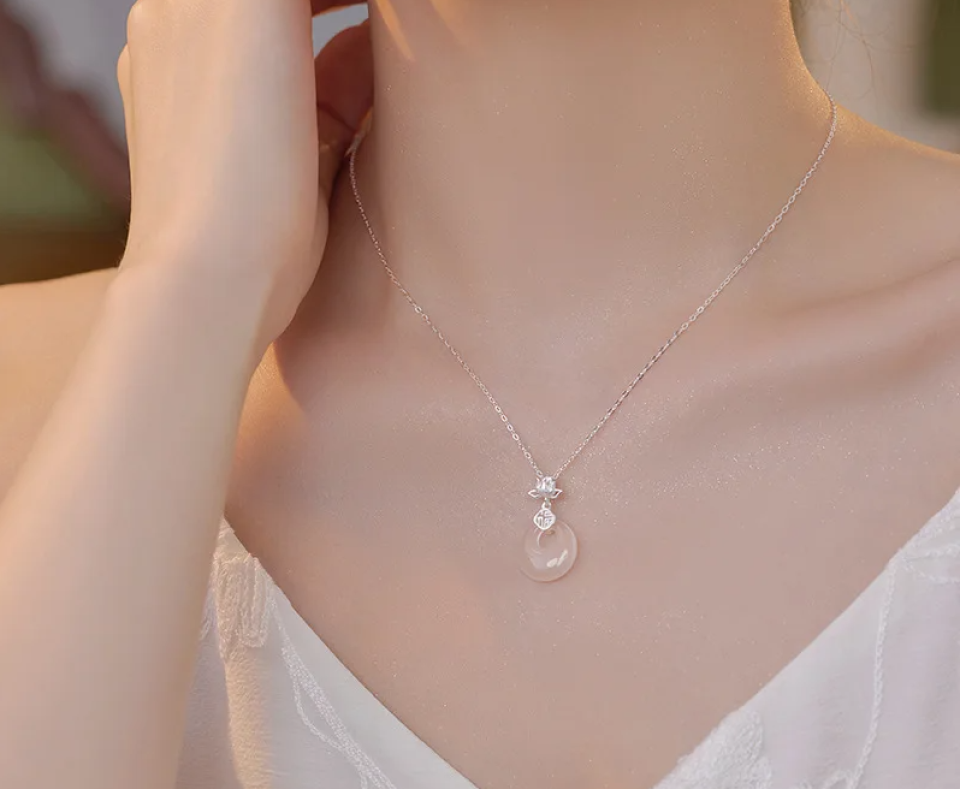 Lotus flower Pendant Necklace 1b736a66 e0ee 451a abc8 85ad12777459077441 a5a0a833