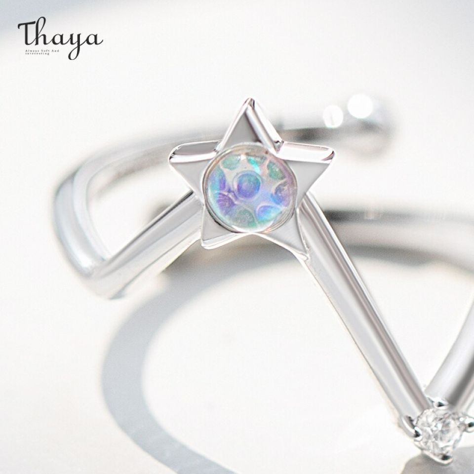 2024 Accessory Trends: Jewelry Stacking Thaya Jewelry Stacking 5 befc93a1