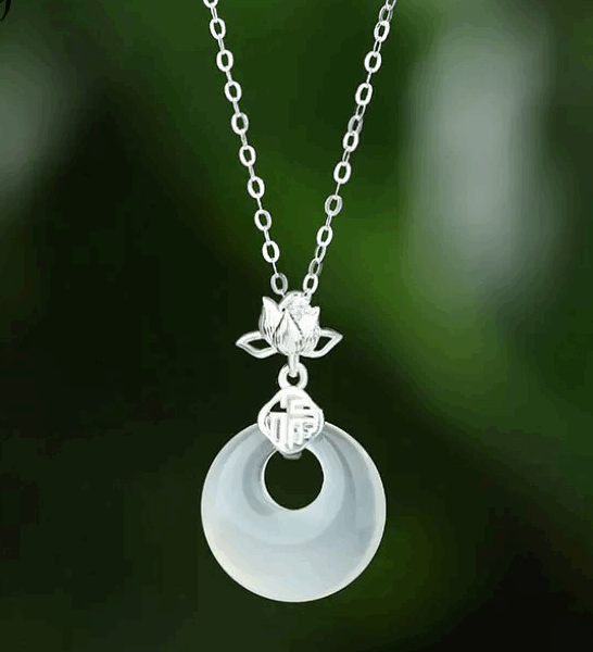 Lotus flower Pendant Necklace