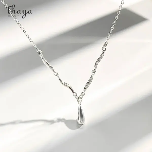 Water Drop Pendant Necklace
