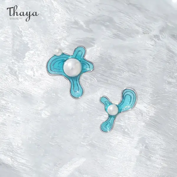 Pearl Tide Stud Earrings